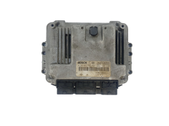 Ohjausyksikkö 0281011549 8200310863 8200370779 Renault Bosch 45380