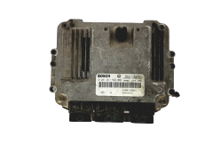 Ohjausyksikkö 0281011549 8200310863 8200370779 Renault Bosch 24522