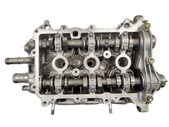 Sylinterikansi Toyota Aygo 1KR 0200FW 1.0 12v C1 107