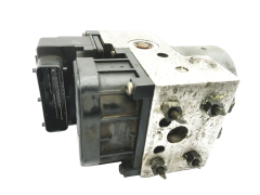 Abs-pumppu Nissan Almera 47660-5M306 0273004635 Bosch