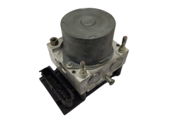 Abs-pumppu Renault 8200129951 0265231359 0265800329 Bosch 3940