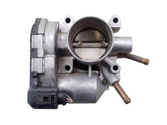 Kaasuläpän venttiili 030133062C 0280750095 VW Seat Audi Bosch 1572