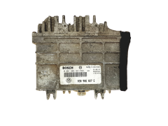 Moottorin Ohjausyksikkö VW 030906027E 0261203932 Bosch 24754