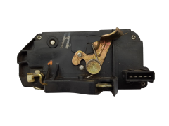 Oven lukitusmekanismi Oikea Taka 913856 Peugeot 306 Kiekert 10718