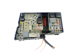 Sulaketaulu Ford AV6T-14A067-AD E02345500 37935