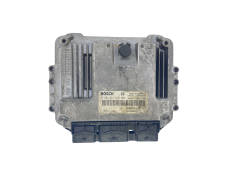 Ohjausyksikkö 0281011275 8200305678 8200269879 Renault Bosch 61865
