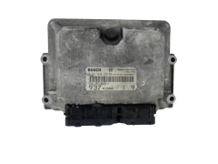 Ohjausyksikkö 55185365 0281010332 41AAA Alfa Romeo Bosch 49439