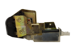 Oven lukitusmekanismi Vasen Keski 913764 Peugeot 806