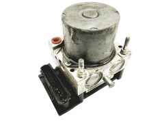 Abs-pumppu PSA C4 307 9649988280 0265800395 Bosch 33711
