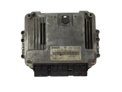 Ohjausyksikkö 0281011549 8200310863 8200370779 Renault Bosch 13888