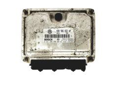 Ohjausyksikkö 030906032AM 0261206750 VWBosch