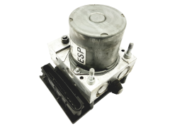 Abs-pumppu Alfa Romeo 147 51792630 0265950711 Bosch 36489