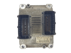 Moottorin Ohjausyksikkö Fiat 00468019640 0261206980 Bosch 19415