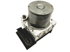 Abs-pumppu Renault Megane 2 Scenic 2 8200038695 Bosch 35537