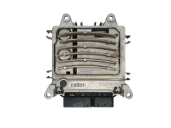 Ohjausyksikkö A6519005901 A6519013701 28303052 Mercedes Delphi