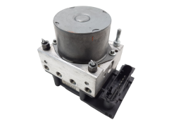 Abs-pumppu 107 C1 Aygo 44510-0H010 0265800441 0265231579 Bosch 1141