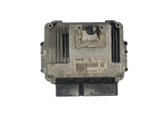 Ohjausyksikkö 55204662 0281013139 Alfa Romeo Bosch 45720