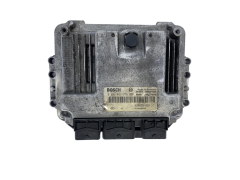 Ohjausyksikkö 0281011776 8200391966 8200386508 Renault Bosch 49656