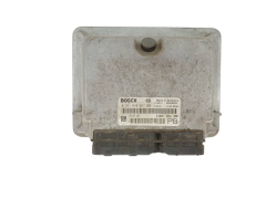 Ohjausyksikkö 24417167PB 0281010267 Opel Bosch 46194