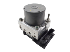 Abs-pumppu Opel Corsa C 13182319 0265800443 0265231583 Bosch 1327