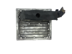 Moottorin Ohjausyksikkö 2U7A-12A650-TE S120977010A Ford Siemens