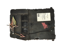 Ohjausyksikkö Renault UCH X84 N2 8200309690 S118400220D Siemens 21297