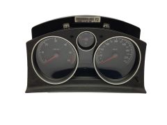 Kierroslukumittari Opel Astra H Zafira B 13309003 YD VDO 3362