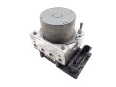 Abs-pumppu 107 C1 Aygo 44510-0H010 0265800441 0265231579 Bosch 1103