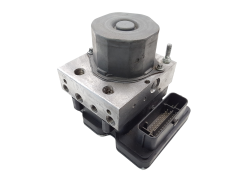 Abs-pumppu Opel Corsa E 39049600 0265956292 Bosch 1108