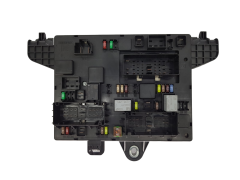 Ohjausyksikkö BSI 1110022AC 365927271 13302301 Opel GM 18993