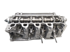 Sylinterikansi 110421067R 949707F0 1.5 dci K9K834 Renault Nissan 2008