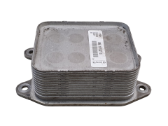 Öljynjäähdytin 04E 117 021 C 04E117021C VW AG Audi Skoda Seat