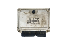 Ohjausyksikkö 038906012BS 0281010228 Seat Bosch 34421