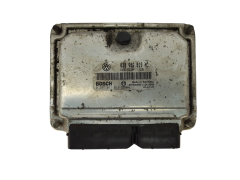 Ohjausyksikkö 038906019NC 0281011819 VW Bosch 14411