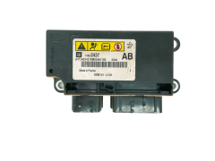 Ohjausyksikön moduuli 13582437 Opel GM