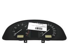Nopeusmittari VW Passat B5 3B0919880A 110008776002