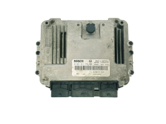 Ohjausyksikkö 0281011776 8200391966 8200386508 Renault Bosch 33754
