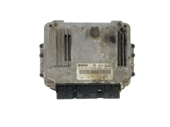 Ohjausyksikkö 0281011549 8200310863 8200370779 Renault Bosch 37008