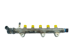 Polttoaineruisku 8200680078 0445214114 Bosch Renault 2.0 DCI
