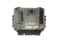 Ohjausyksikkö 0281011776 8200391966 8200386508 Renault Bosch 42586