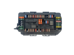 Sulaketaulu 6114 V7 9337879 01 BMW 37887
