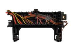 Sulaketaulu A1695450001 550000570 1418562-1 Mercedes-Benz 18847