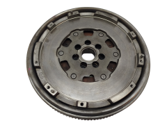 Vauhtipyörä 415040010 7701476621 123003948R 1.5 dci Renault LUK S17