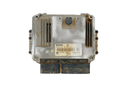 Ohjausyksikkö Opel 0281011943 55556829 8973785712 Bosch 36950