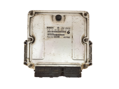 Ohjausyksikkö 0281011064 P04727665AB HN7ABO Chrysler Bosch 30806