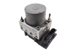 Abs-pumppu Opel Corsa C 13182319 0265800443 0265231583 Bosch 1671