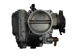Kaasuläpän venttiili 037133064 408.237/111/002 VW Seat 2,0