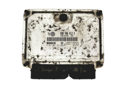 Ohjausyksikkö 038906012M 0281001979 Volkswagen Bosch 30263