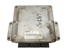 Ohjausyksikkö 0281010297 8200048297 8200183768 Renault Bosch 28113
