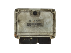Ohjausyksikkö 045906019C 0281010697 VW Bosch 14287